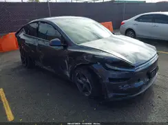 7SAYGDED2TF385362 2026 TESLA MODEL Y