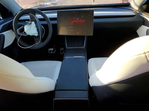 7SAYGDED2TF388651 2026 TESLA MODEL Y - Image 8