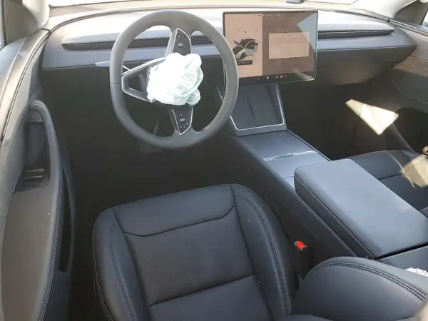 7SAYGDED2TF389119 2026 TESLA MODEL Y - Image 8