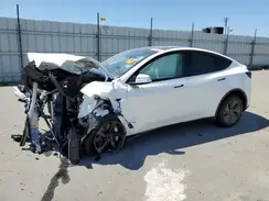 7SAYGDED2TF394594 2026 TESLA MODEL Y