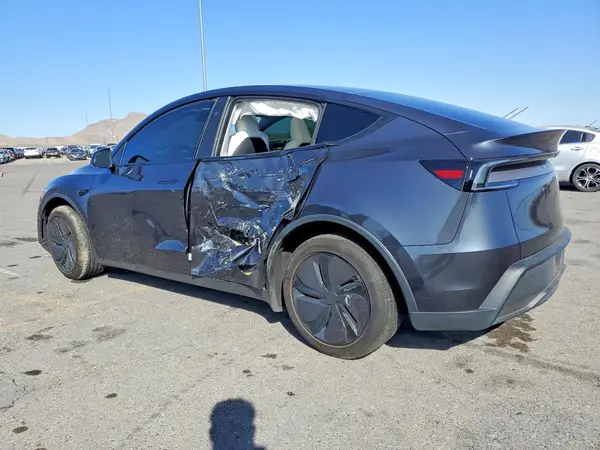 7SAYGDED2TF409580 2026 TESLA MODEL Y - Image 2