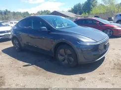 7SAYGDED2TF433099 2026 TESLA MODEL Y