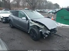 7SAYGDED2TF433264 2026 TESLA MODEL Y