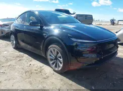 7SAYGDED2TF437380 2026 TESLA MODEL Y