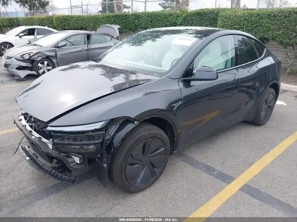7SAYGDED2TF524907 2026 TESLA MODEL Y - Image 2