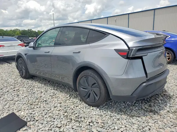 7SAYGDED2TF525166 2026 TESLA MODEL Y - Image 2