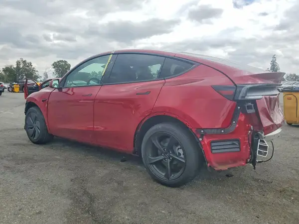 7SAYGDED2TF550326 2026 TESLA MODEL Y - Image 2
