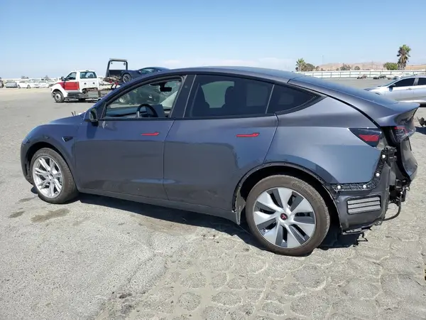 7SAYGDED3PF923556 2023 TESLA MODEL Y - Image 2