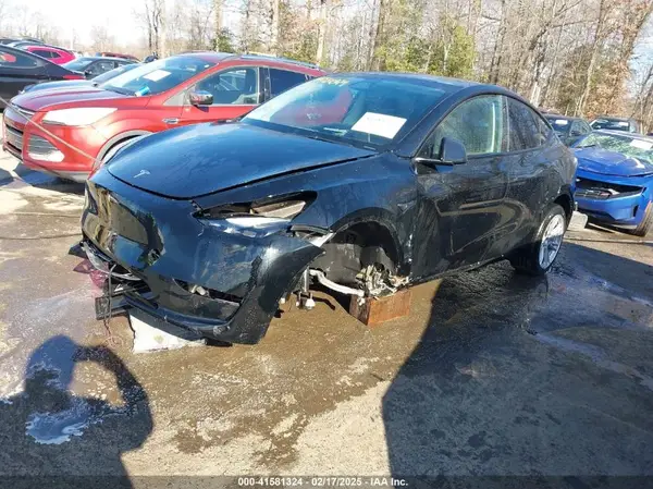7SAYGDED3PF931172 2023 TESLA MODEL Y - Image 2