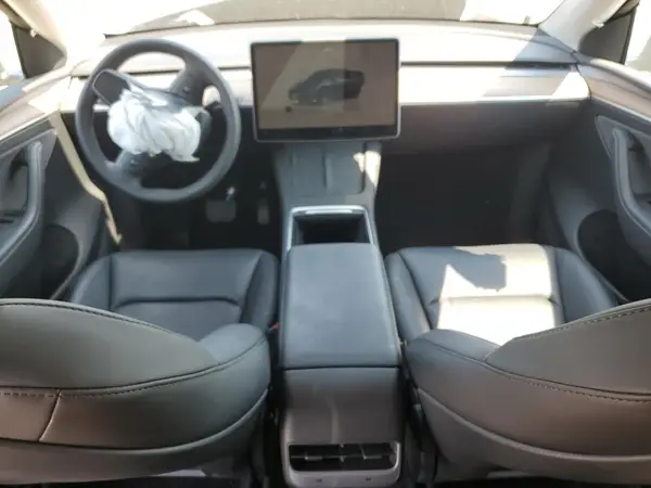 7SAYGDED3PF962552 2023 TESLA MODEL Y - Image 8