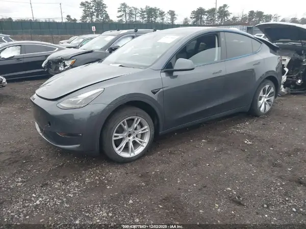 7SAYGDED3PF966665 2023 TESLA MODEL Y - Image 2