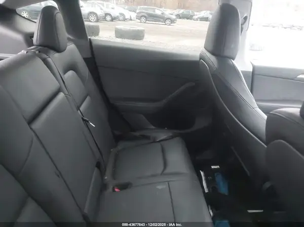 7SAYGDED3PF966665 2023 TESLA MODEL Y - Image 8