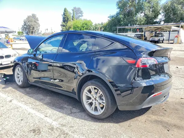 7SAYGDED3PF979688 2023 TESLA MODEL Y - Image 2