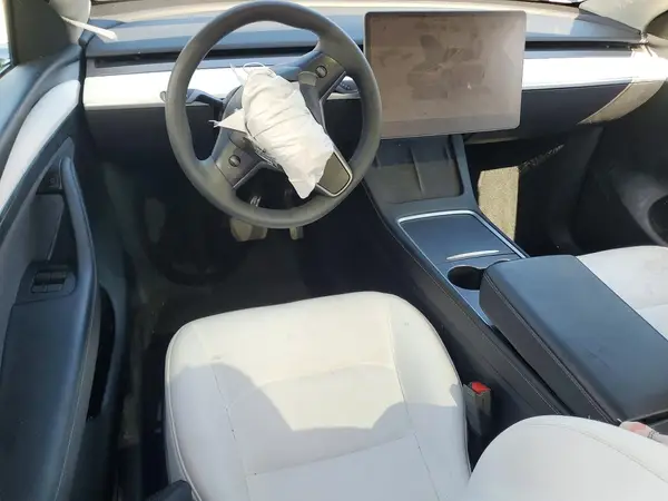 7SAYGDED3PF979688 2023 TESLA MODEL Y - Image 8
