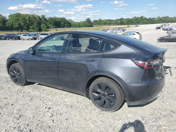 7SAYGDED3RA330876 2024 TESLA MODEL Y - Image 2