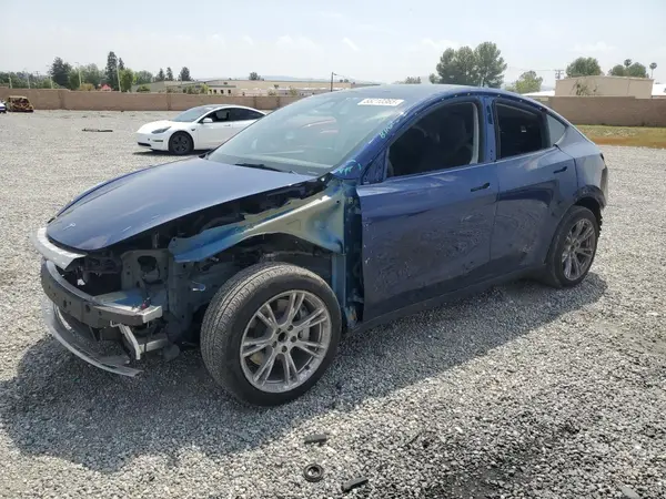 7SAYGDED3RF006264 2024 TESLA MODEL Y - Image 1