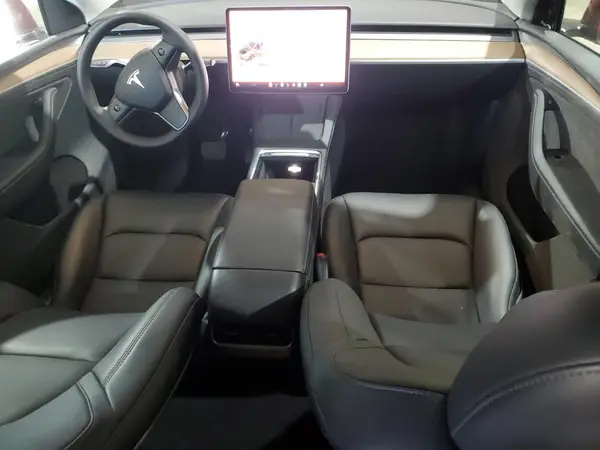 7SAYGDED3RF009942 2024 TESLA MODEL Y - Image 8