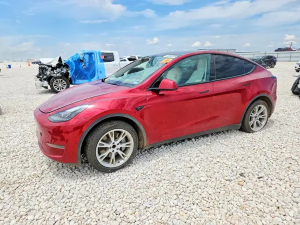 7SAYGDED3RF024862 2024 TESLA MODEL Y - Image 1
