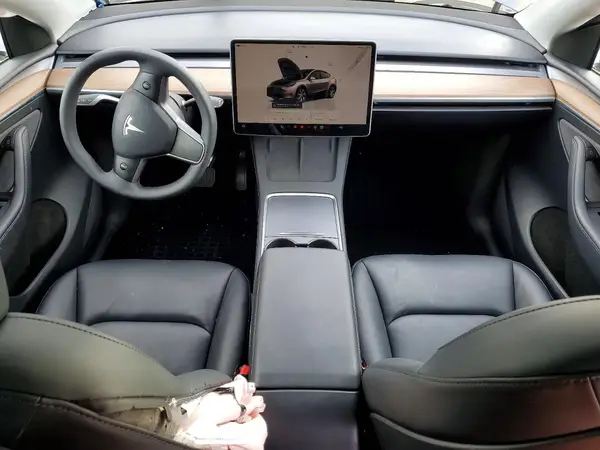 7SAYGDED3RF028944 2024 TESLA MODEL Y - Image 8