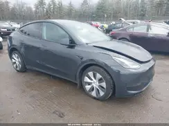 7SAYGDED3RF044013 2024 TESLA MODEL Y
