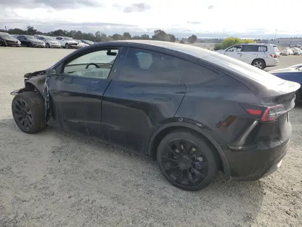 7SAYGDED3RF049437 2024 TESLA MODEL Y - Image 2