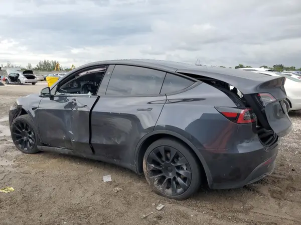 7SAYGDED3RF050541 2024 TESLA MODEL Y - Image 2