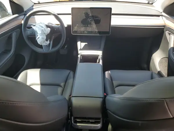 7SAYGDED3RF056131 2024 TESLA MODEL Y - Image 8