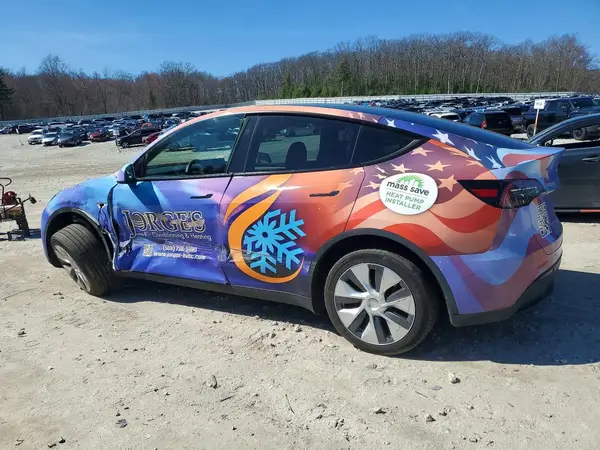 7SAYGDED3RF087153 2024 TESLA MODEL Y - Image 2