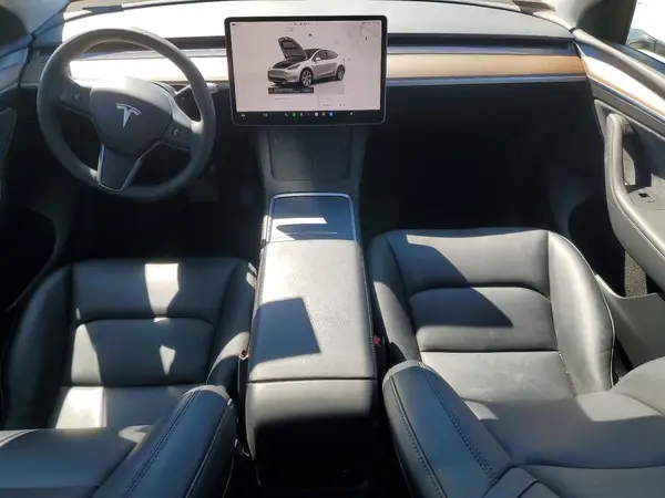 7SAYGDED3RF087153 2024 TESLA MODEL Y - Image 8