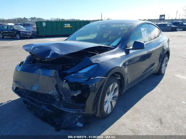 7SAYGDED3RF091560 2024 TESLA MODEL Y - Image 2