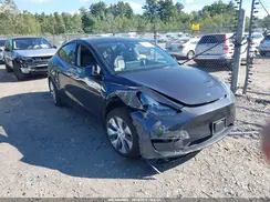 7SAYGDED3RF092143 2024 TESLA MODEL Y