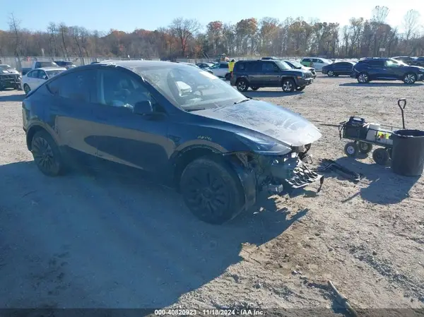 7SAYGDED3RF092501 2024 TESLA MODEL Y - Image 1