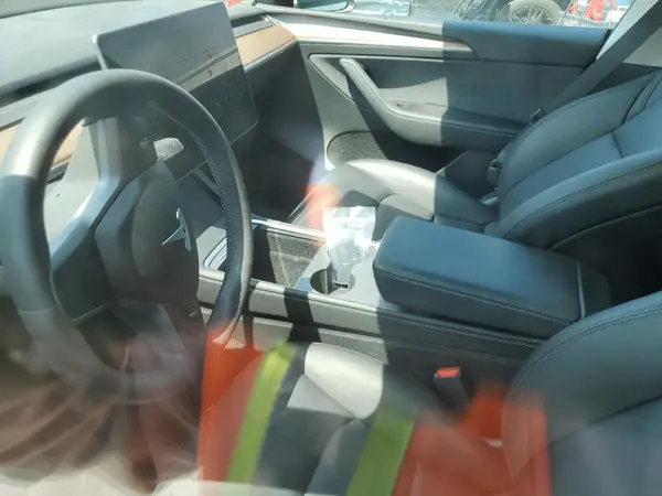 7SAYGDED3RF095611 2024 TESLA MODEL Y - Image 8