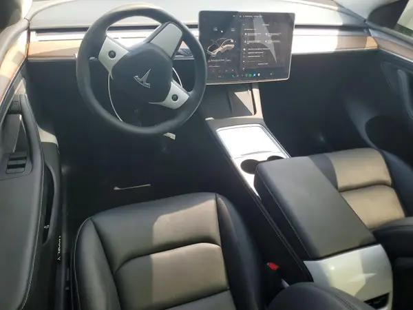 7SAYGDED3RF097794 2024 TESLA MODEL Y - Image 8