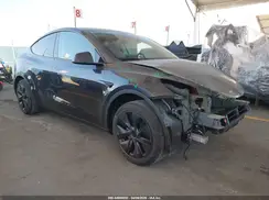 7SAYGDED3RF105411 2024 TESLA MODEL Y
