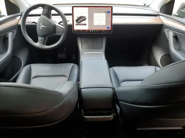 7SAYGDED3RF109250 2024 TESLA MODEL Y - Image 8