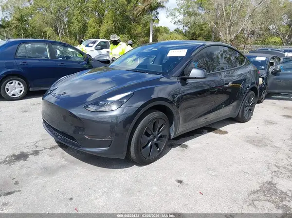 7SAYGDED3RF109930 2024 TESLA MODEL Y - Image 2