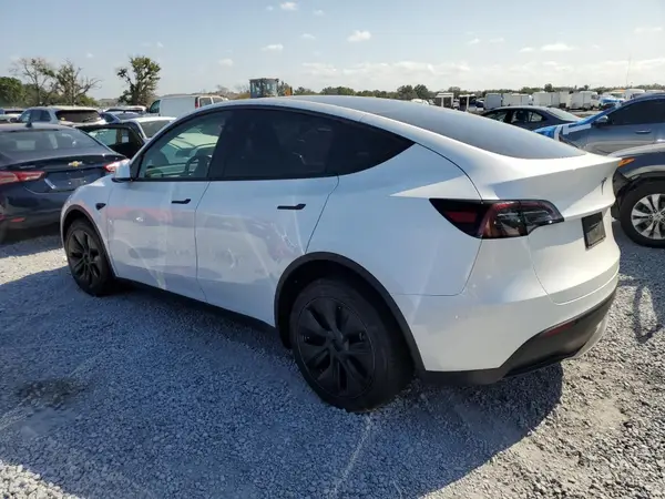 7SAYGDED3RF131376 2024 TESLA MODEL Y - Image 2