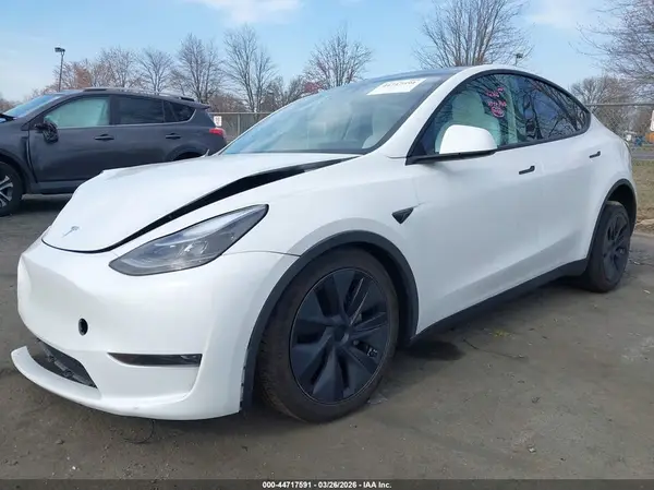 7SAYGDED3RF158528 2024 TESLA MODEL Y - Image 2