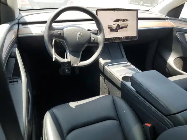 7SAYGDED3RF160070 2024 TESLA MODEL Y - Image 8