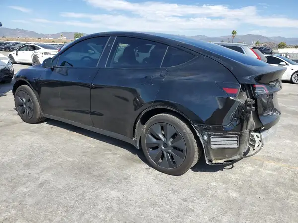 7SAYGDED3RF182893 2024 TESLA MODEL Y - Image 2