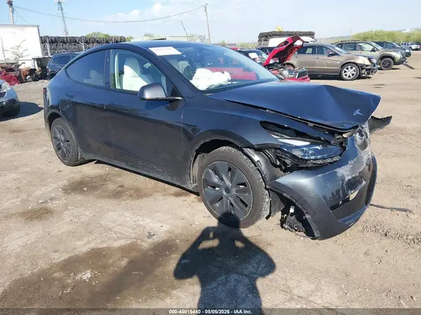 7SAYGDED3RF199483 2024 TESLA MODEL Y - Image 1