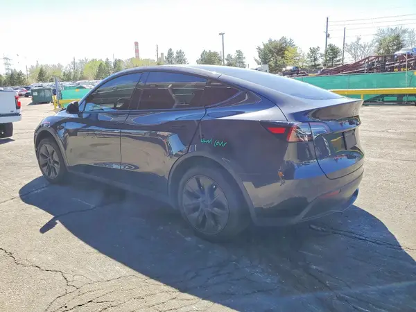 7SAYGDED3RF202981 2024 TESLA MODEL Y - Image 2