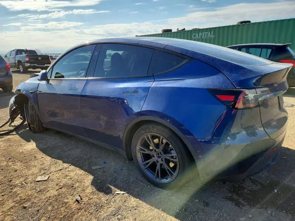 7SAYGDED3RF204665 2024 TESLA MODEL Y - Image 2