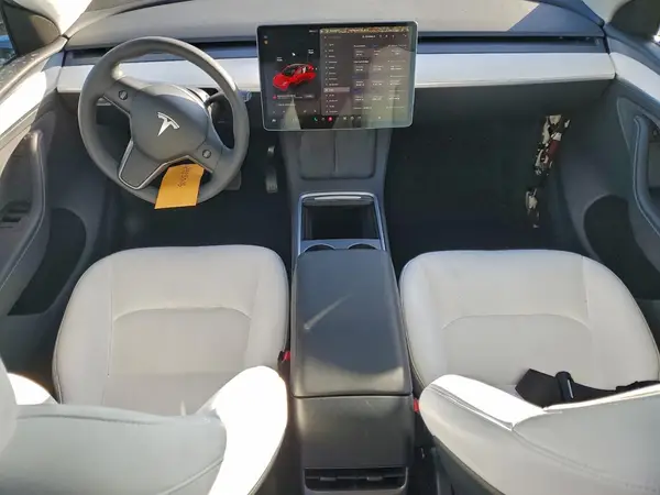 7SAYGDED3SA356626 2025 TESLA MODEL Y - Image 8