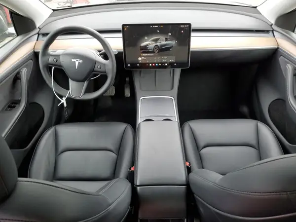 7SAYGDED3SA371157 2025 TESLA MODEL Y - Image 8