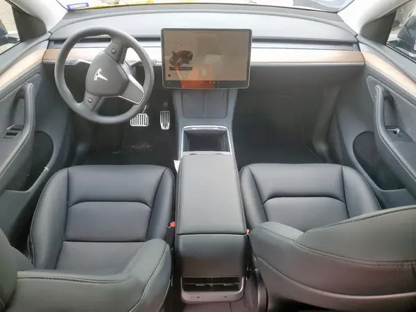 7SAYGDED3SA377735 2025 TESLA MODEL Y - Image 8