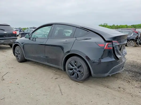7SAYGDED3SF218975 2025 TESLA MODEL Y - Image 2