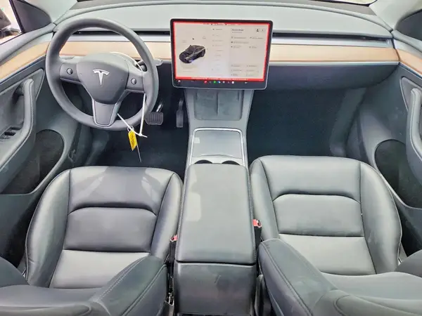 7SAYGDED3SF235758 2025 TESLA MODEL Y - Image 8