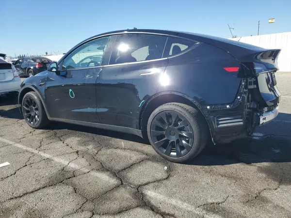 7SAYGDED3SF247456 2025 TESLA MODEL Y - Image 2